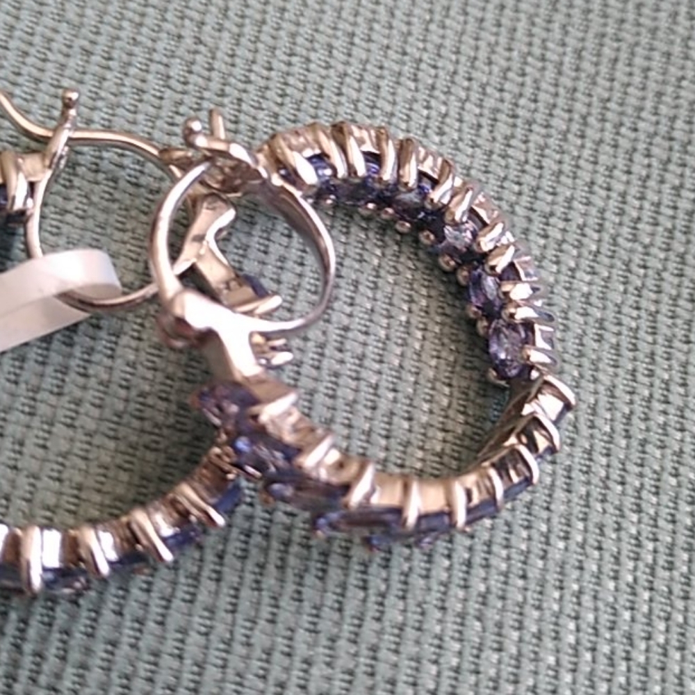 💜🌺 TANZANITE INSIDE OUT HOOP EARRING'S 🌺💜 - Picture 4 of 5